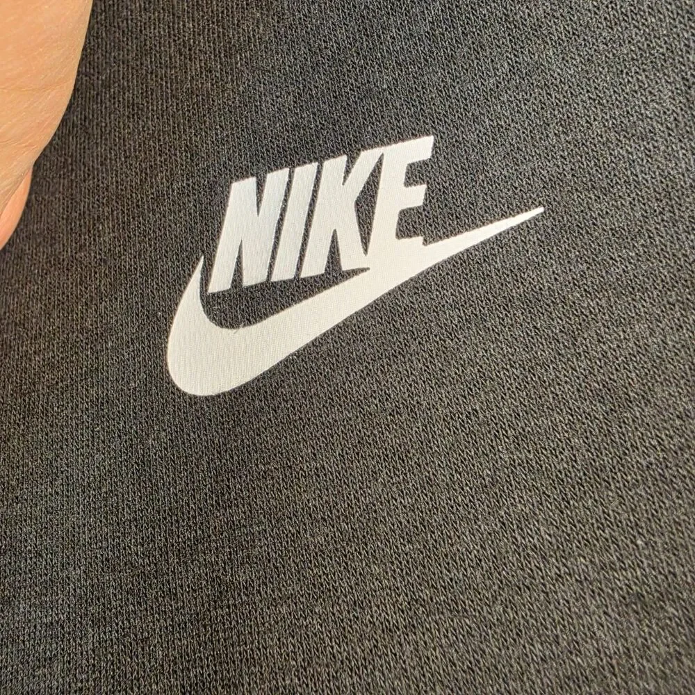 Nike Sportswear Pullover Hoodie – Men’s Size Medium Black